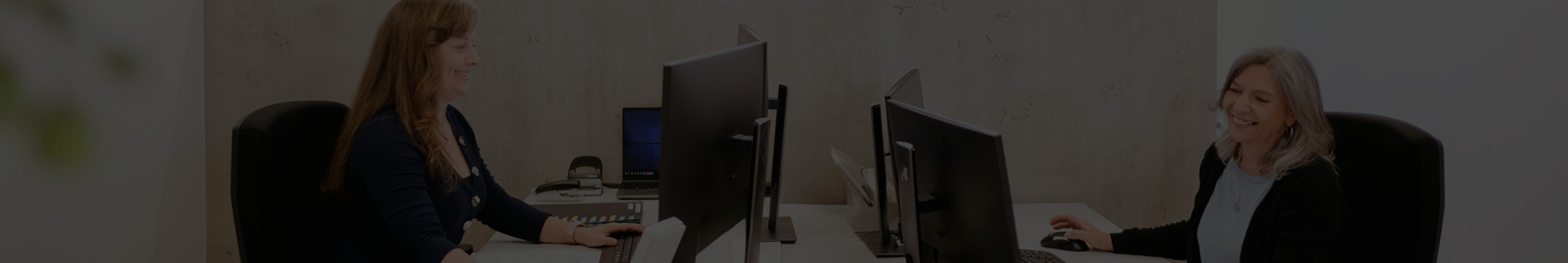Banner zur Seite stehen